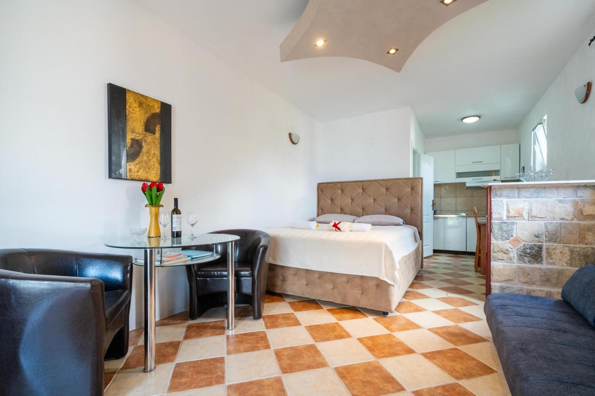 Apartments Vukovic Kotor Luaran gambar